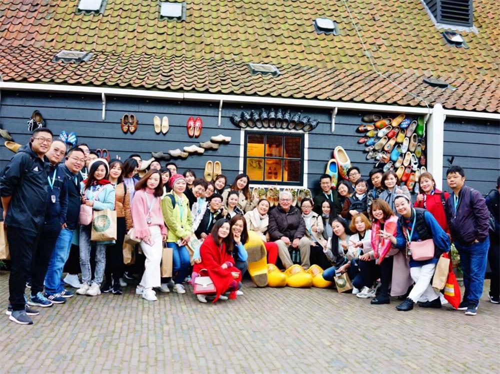 1541142085540569.jpg 微信图片_20181102133930.jpg